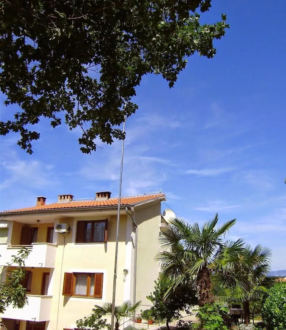 Apartment Ivana Malinska 0*,  Croatia